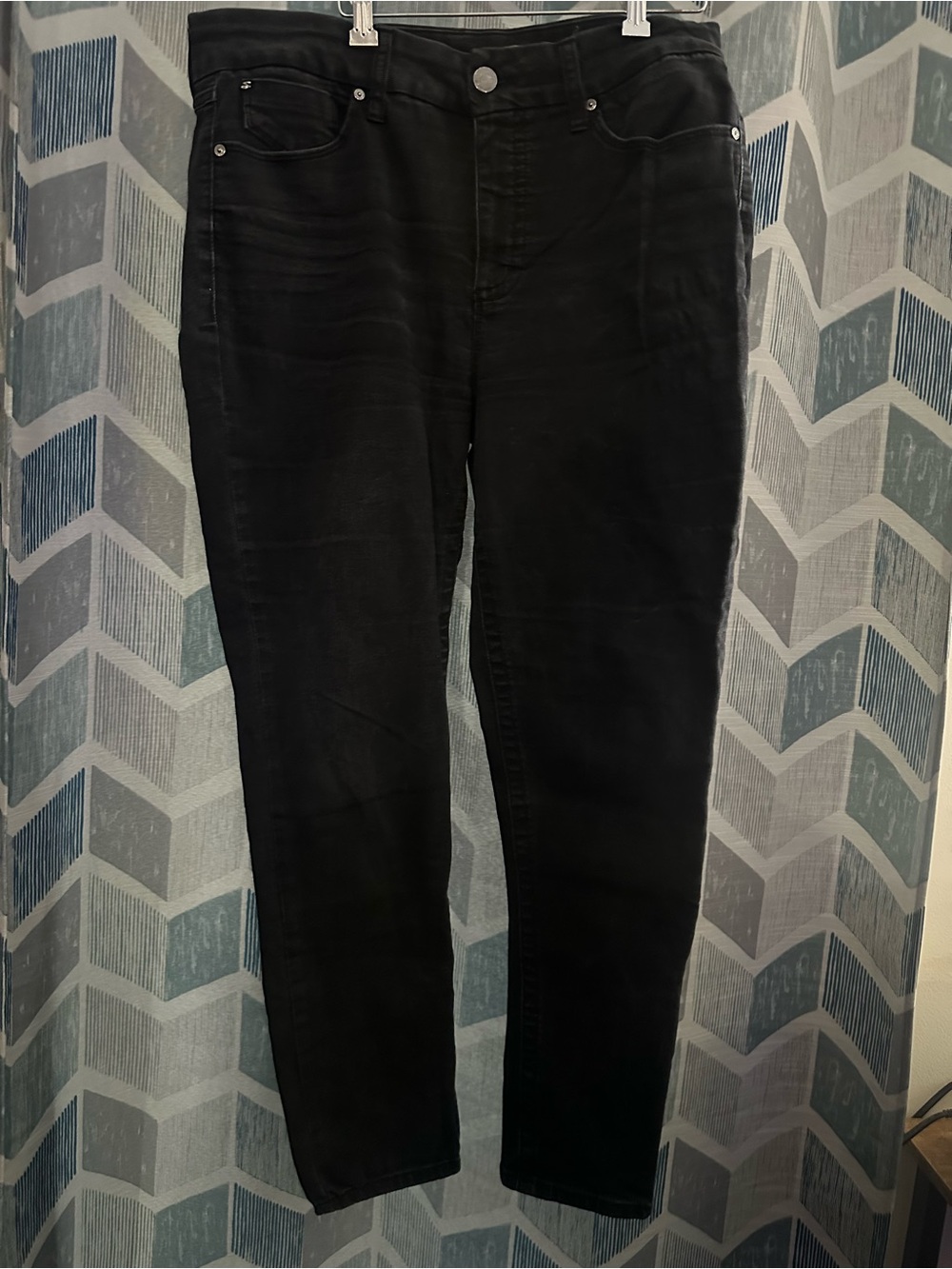 SEVEN7 Size 14 Black Stretch Denim Frayed Hem Skinny Leg Jeans